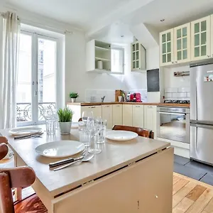  Apartment Quartier Pigalle Free Netflix France